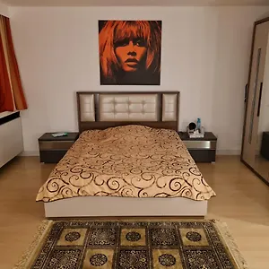 Einzimmer Im Si-centrum Stuttgart-möhringen Apartment